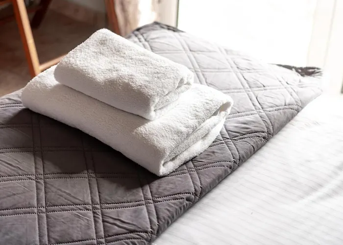 Eagle's Nest - 'bella' Flat 公寓 *